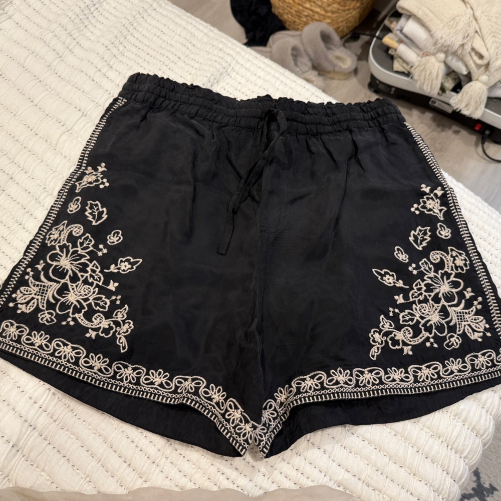 Johnny Was Black & White Embroidered Shorts Boho Festival